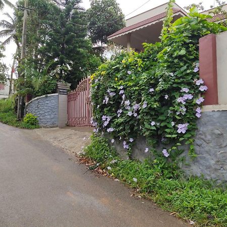 Ferndale Homestay 테카디 외부 사진