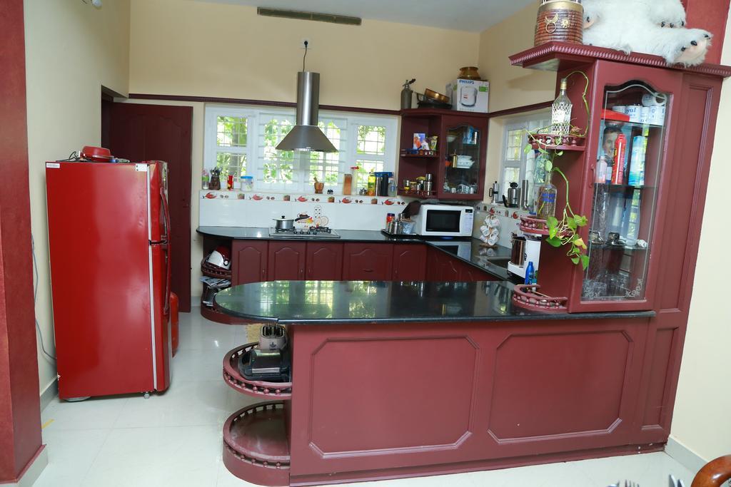 Ferndale Homestay 테카디 외부 사진