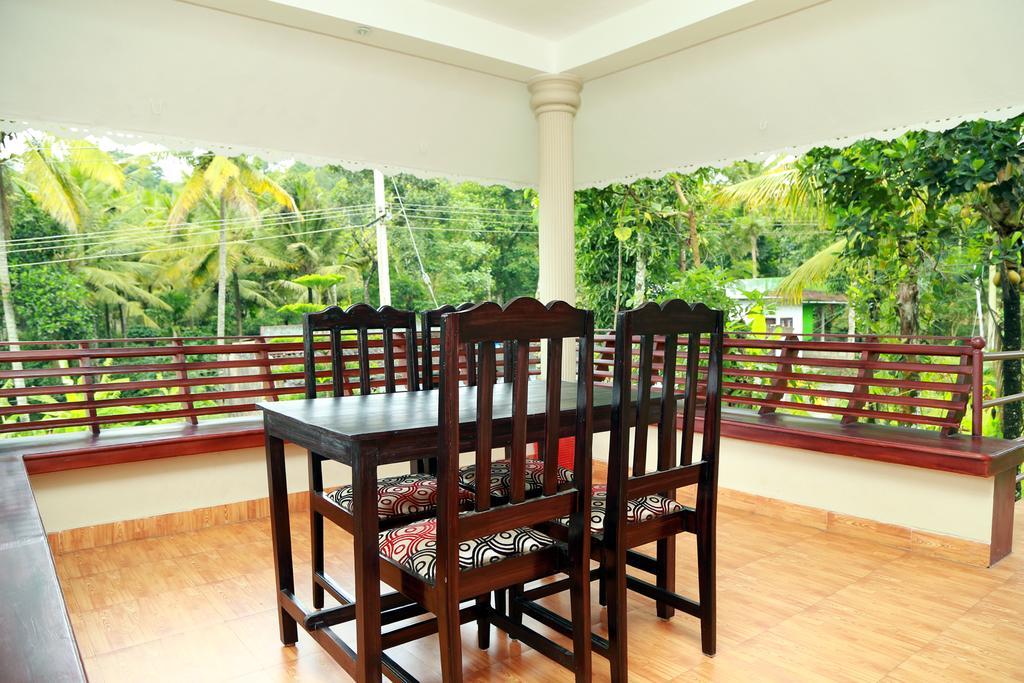 Ferndale Homestay 테카디 외부 사진
